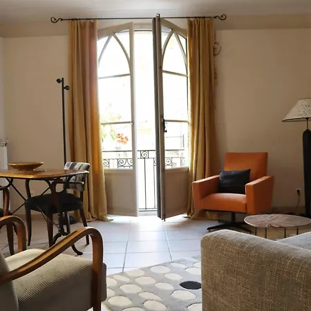Centre Quartiers Des Arts Charme De L'ancien Apartment Uzes